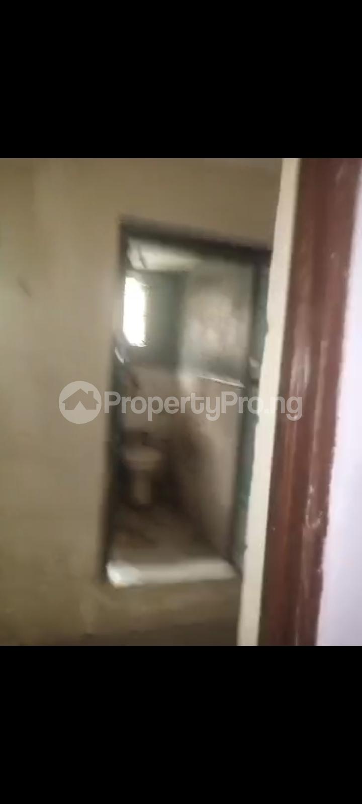 2 bedroom Flat / Apartment for rent Ijesha Surulere Lagos