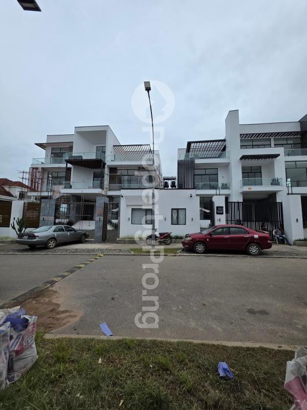 7 bedroom House for sale Off Ty Danjuma Street, Asokoro Abuja