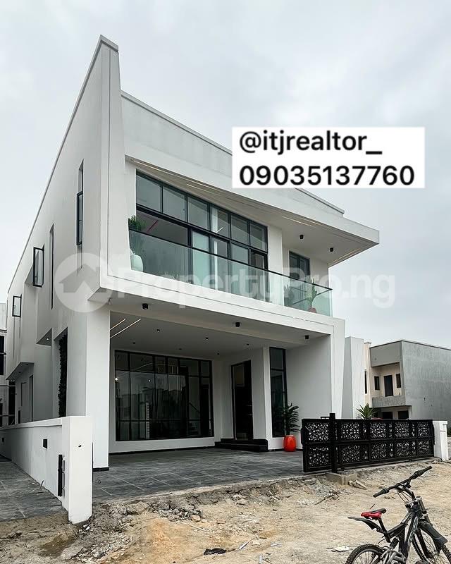 5 bedroom House for sale chevron Lekki Lagos