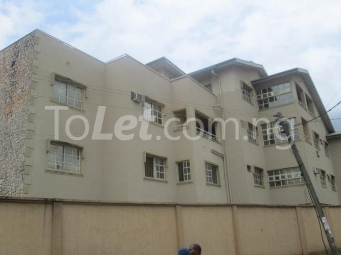 3 bedroom Flat / Apartment for rent Cobhams Street Oshodi Expressway Oshodi Lagos