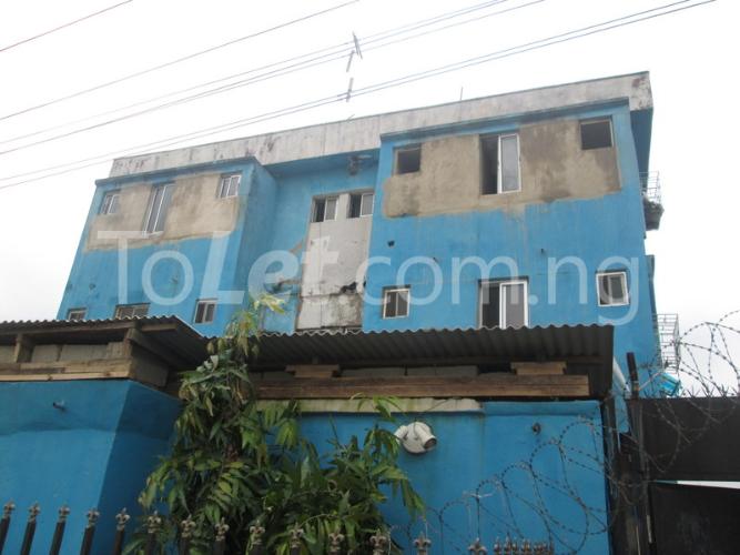1 bedroom Flat / Apartment for rent Aboilaji Street Oshodi Expressway Oshodi Lagos