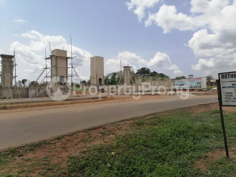 Land for sale Akufo Eleyele Ibadan Oyo