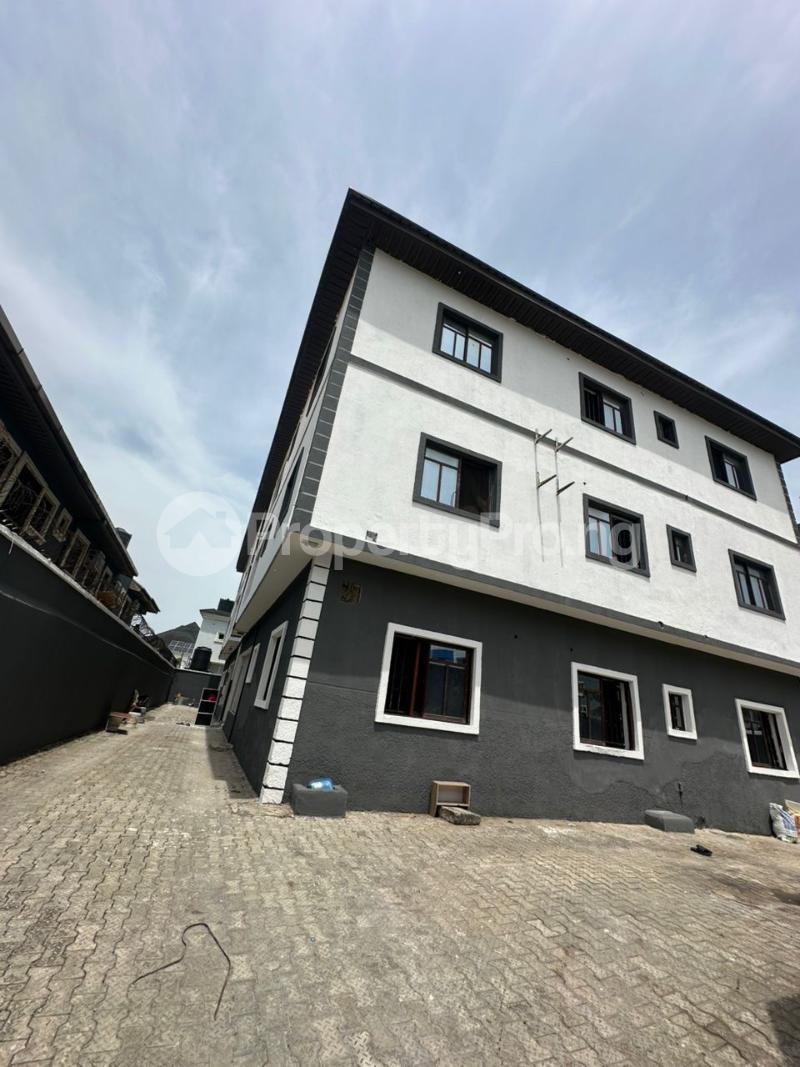 1 bedroom Flat / Apartment for rent Osapa london Lekki Lagos