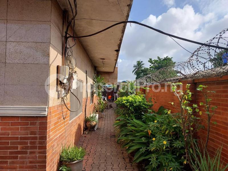 10 bedroom House for sale Lovely Environment At Oba Akaran Avenue Ikeja Lagos