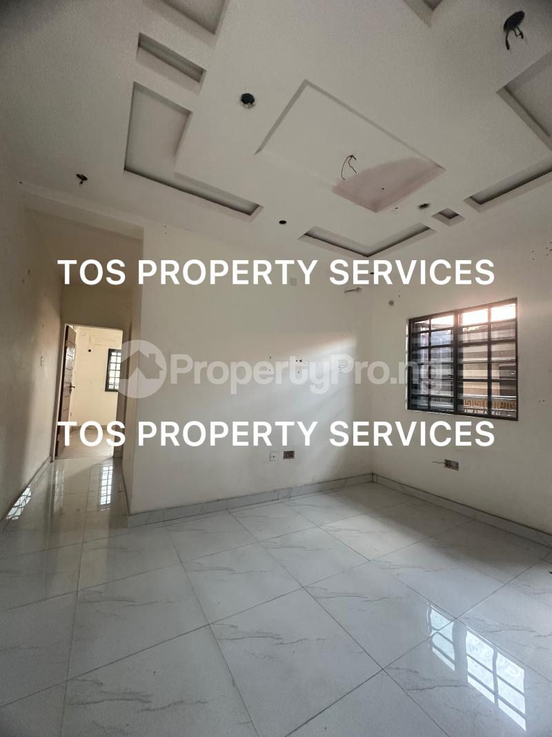 2 bedroom Flat / Apartment for rent Off Herbert Macaulay Way, In A Serene Area Yaba Lagos
