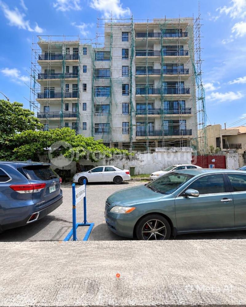 2 bedroom House for sale Victoria Island Lagos