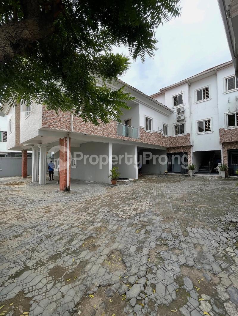 2 bedroom House for rent Lekki Phase 1 Lekki Lagos