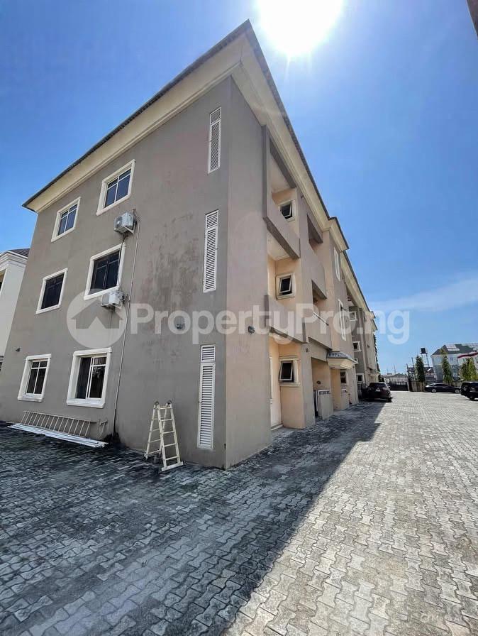 2 bedroom House for rent Ikate Lekki Lagos