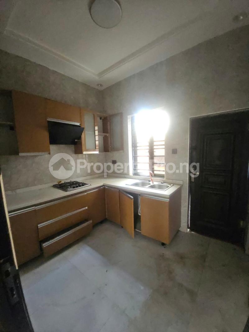 2 bedroom House for rent Omole phase 2 Ojodu Lagos