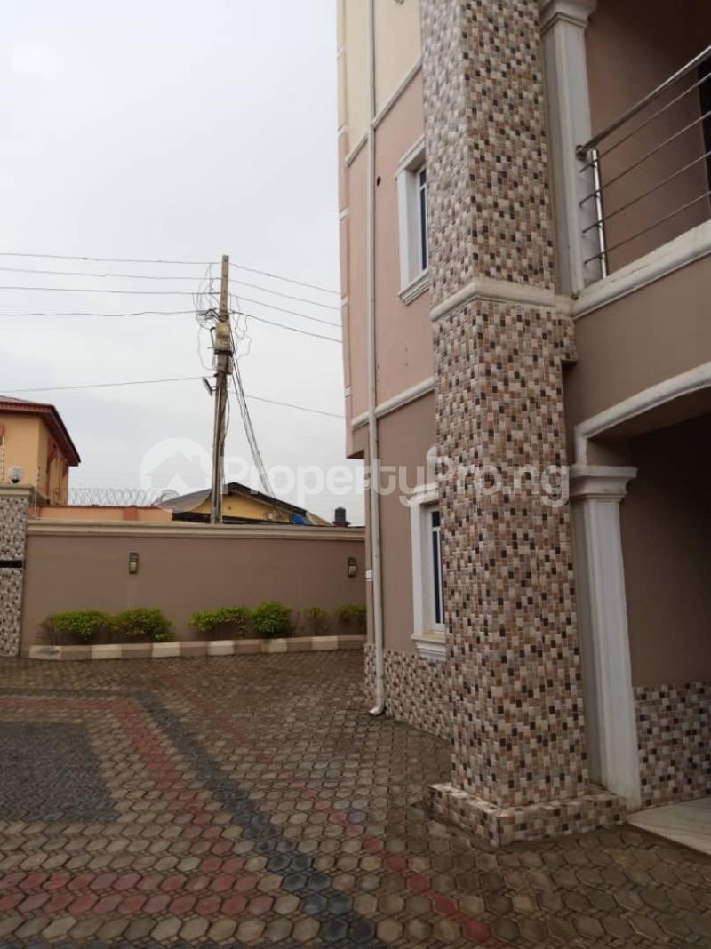 2 bedroom Flat / Apartment for rent Off College Road, Haruna Ogba Lagos