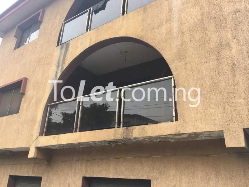 2 bedroom Flat / Apartment for rent   Akoka Yaba Lagos
