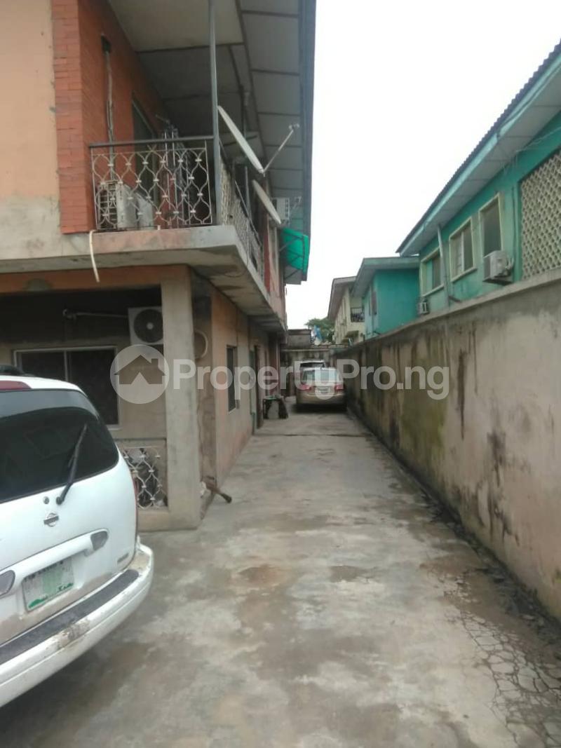 2 bedroom Flat / Apartment for rent Community Road Akoka Yaba Lagos