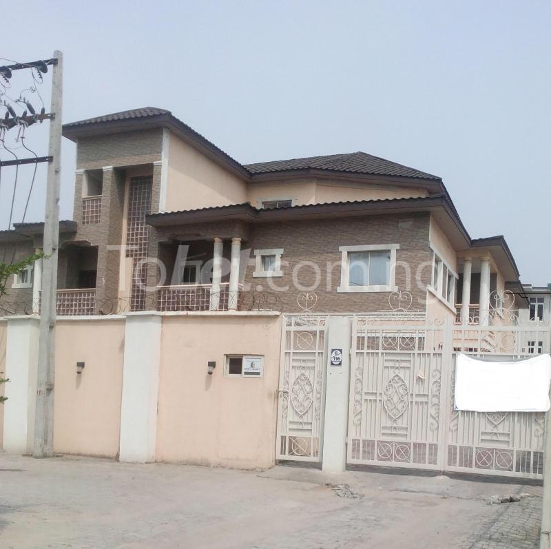 2 bedroom Flat / Apartment for rent Oniru Lagos