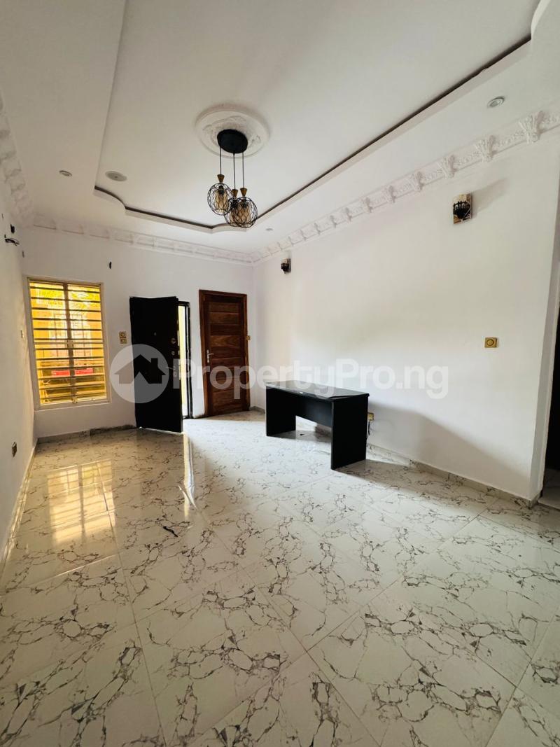 2 bedroom House for rent Ologolo Lekki Lagos