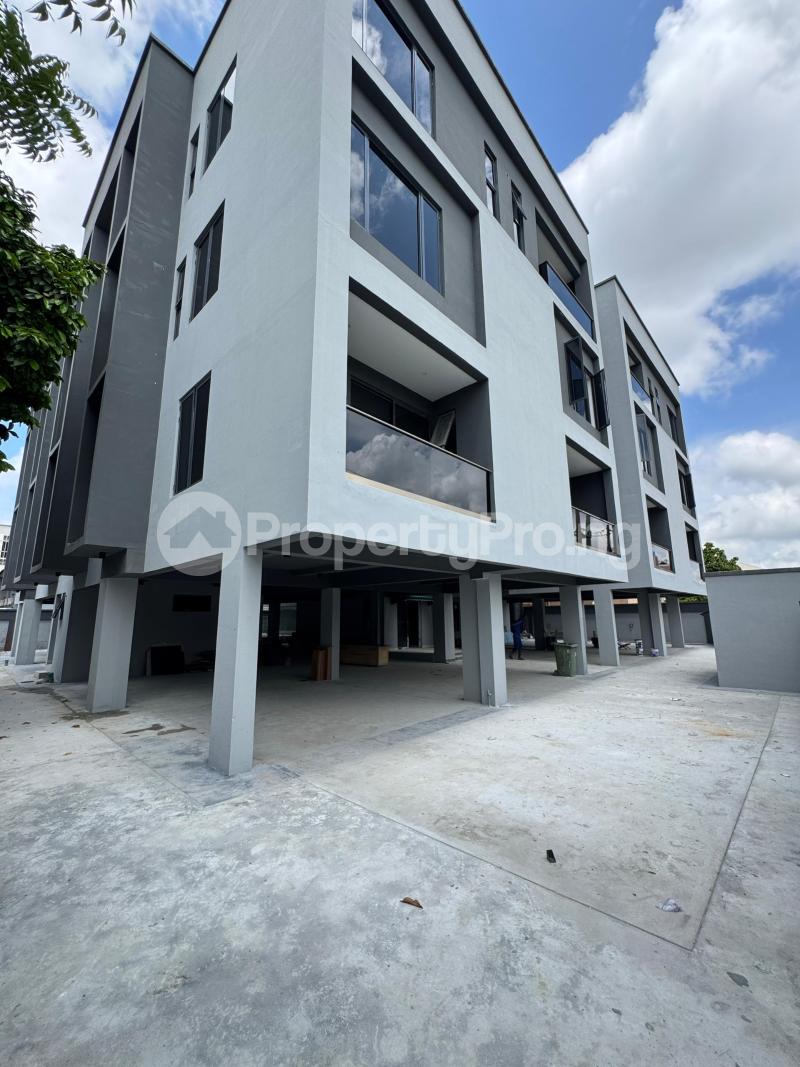 2 bedroom House for sale Lekki Phase 1 Lekki Lagos
