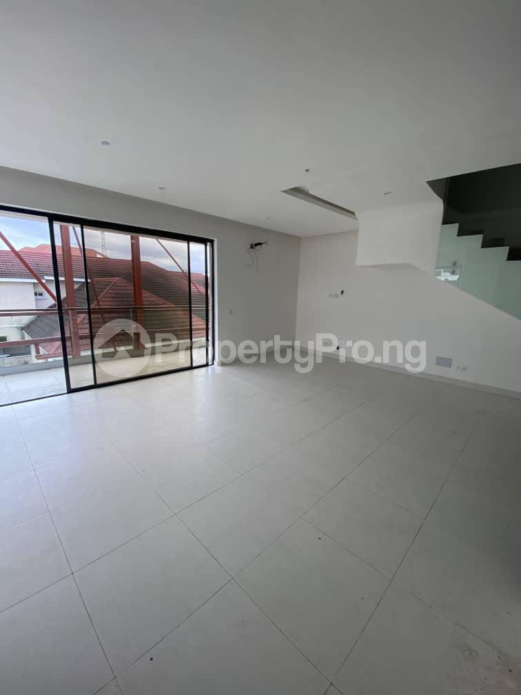 2 bedroom House for rent Lekki Phase 1 Lekki Lagos