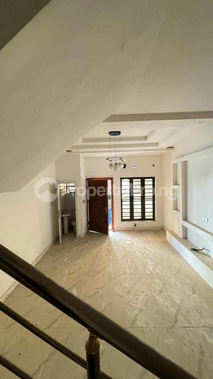 2 bedroom House for sale chevron Lekki Lagos