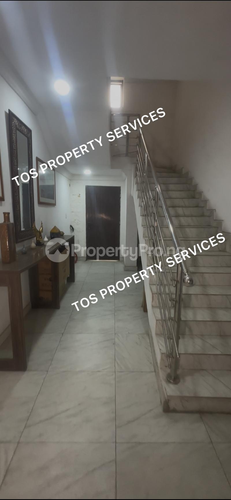 2 bedroom House for rent Close To Ozone Cinemas, Sabo, Yaba, Lagos Sabo Yaba Lagos
