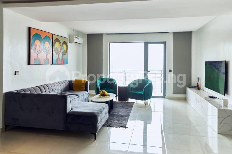 2 bedroom Flat / Apartment for shortlet Off Meadow Hall Ikate Lekki Lagos