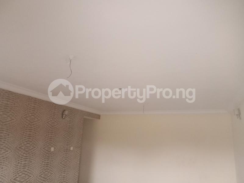 2 bedroom Flat / Apartment for rent Animashun Surulere Lagos