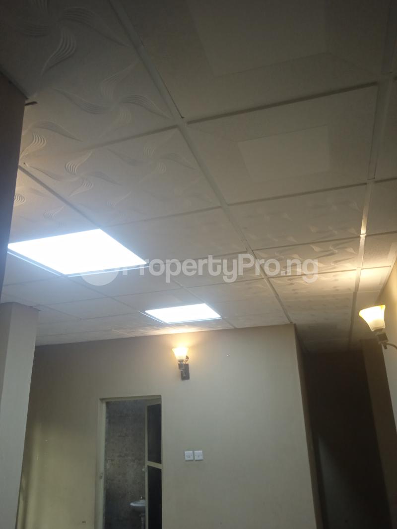 2 bedroom Flat / Apartment for rent Baiye Ogunlana Surulere Lagos