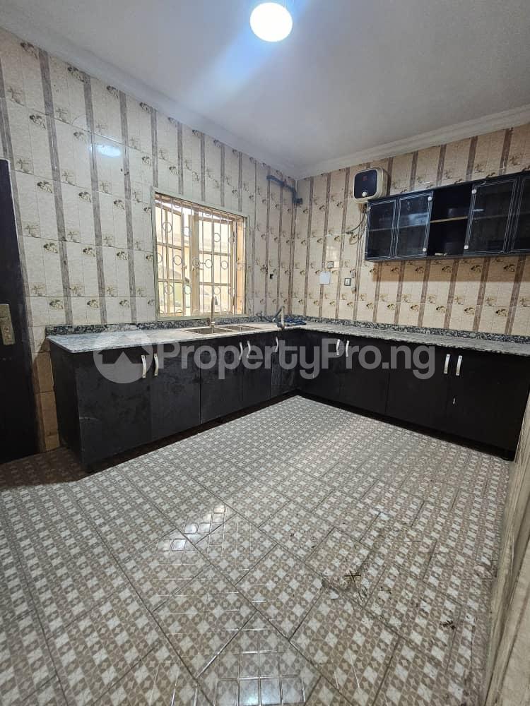 2 bedroom Flat / Apartment for rent Ilupeju Lagos