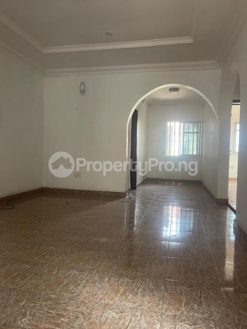 2 bedroom Flat / Apartment for rent Akoka Yaba Lagos