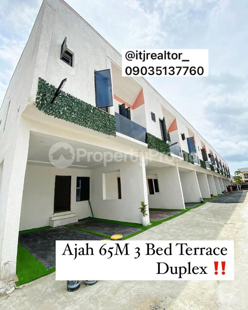 4 bedroom House for sale Abraham adesanya estate Ajah Lagos
