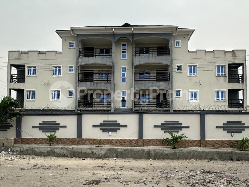 2 bedroom House for rent Mobil Road Ajah Lagos