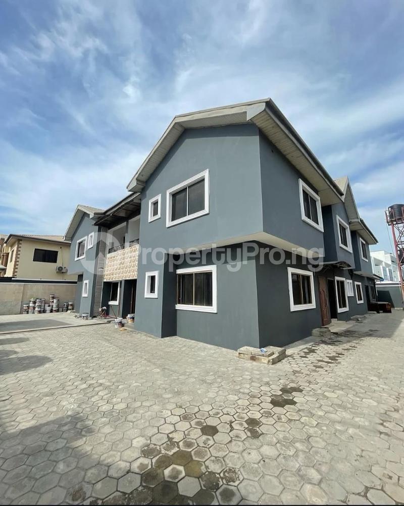 3 bedroom House for rent Ologolo Lekki Lagos