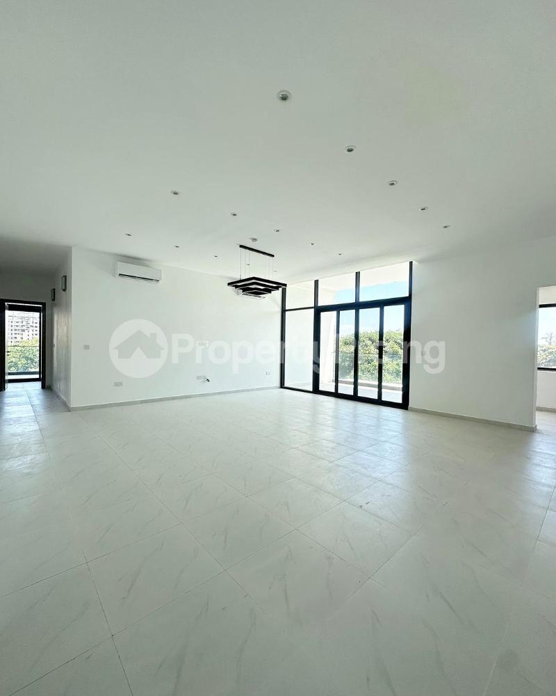 3 bedroom House for sale Ikoyi Lagos