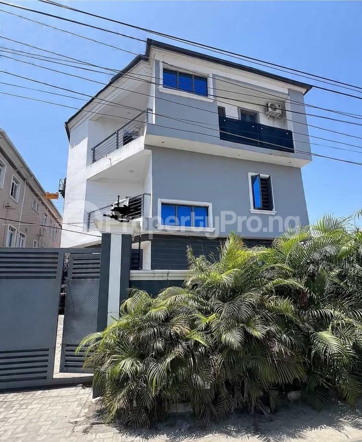 3 bedroom House for rent Ologolo Lekki Lagos