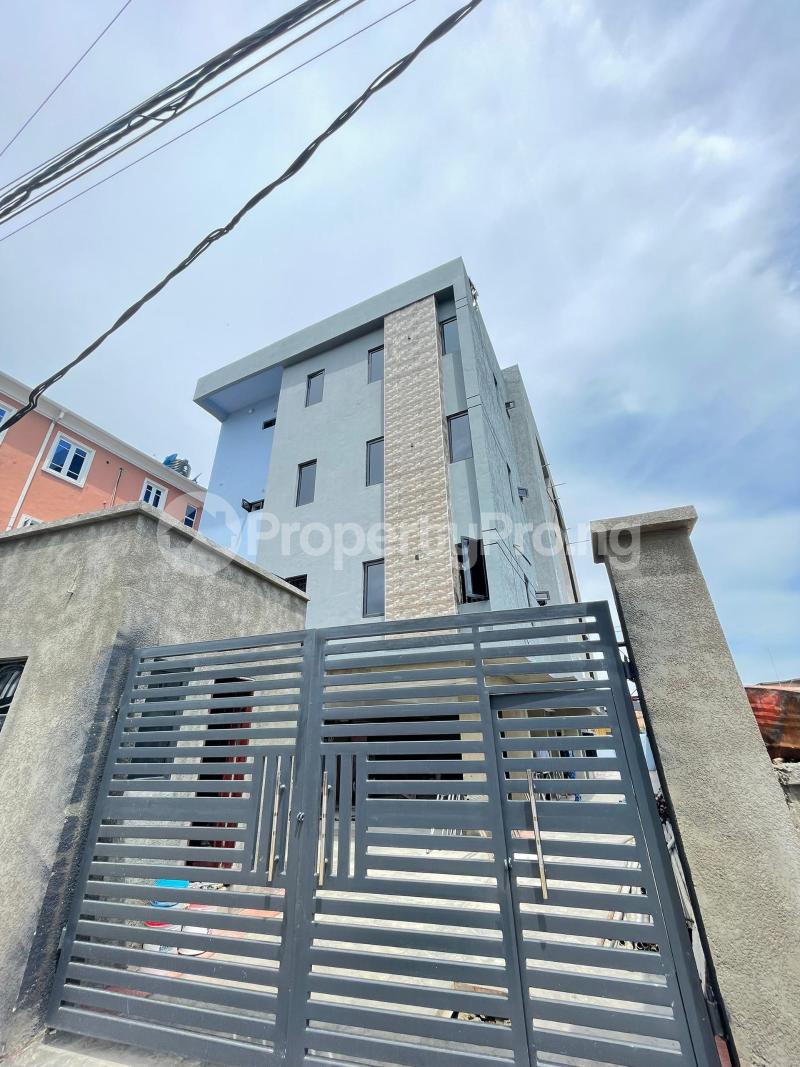 3 bedroom House for sale Surulere Lagos