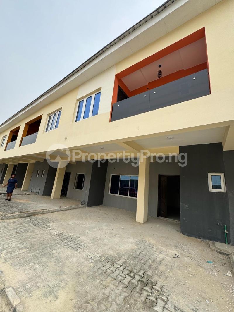 3 bedroom House for sale Abraham adesanya estate Ajah Lagos