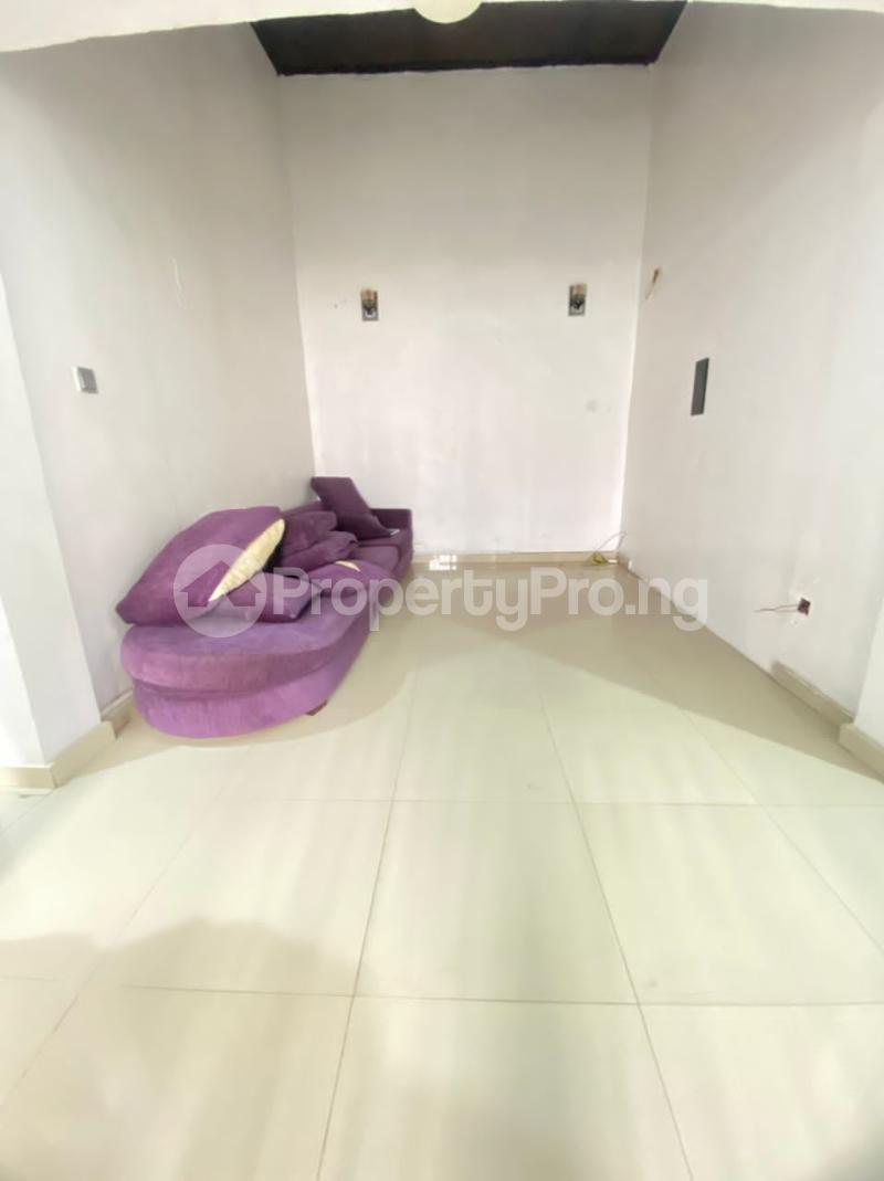 3 bedroom Flat / Apartment for rent ONIRU Victoria Island Lagos