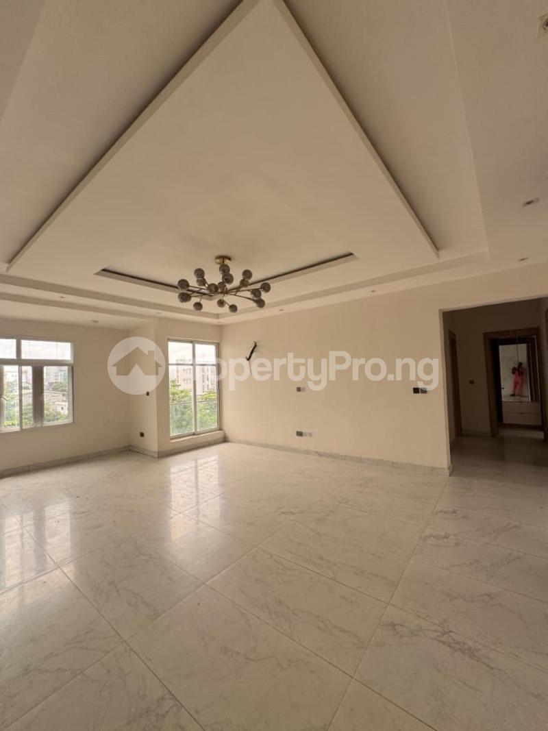 3 bedroom House for rent Victoria Island Lagos