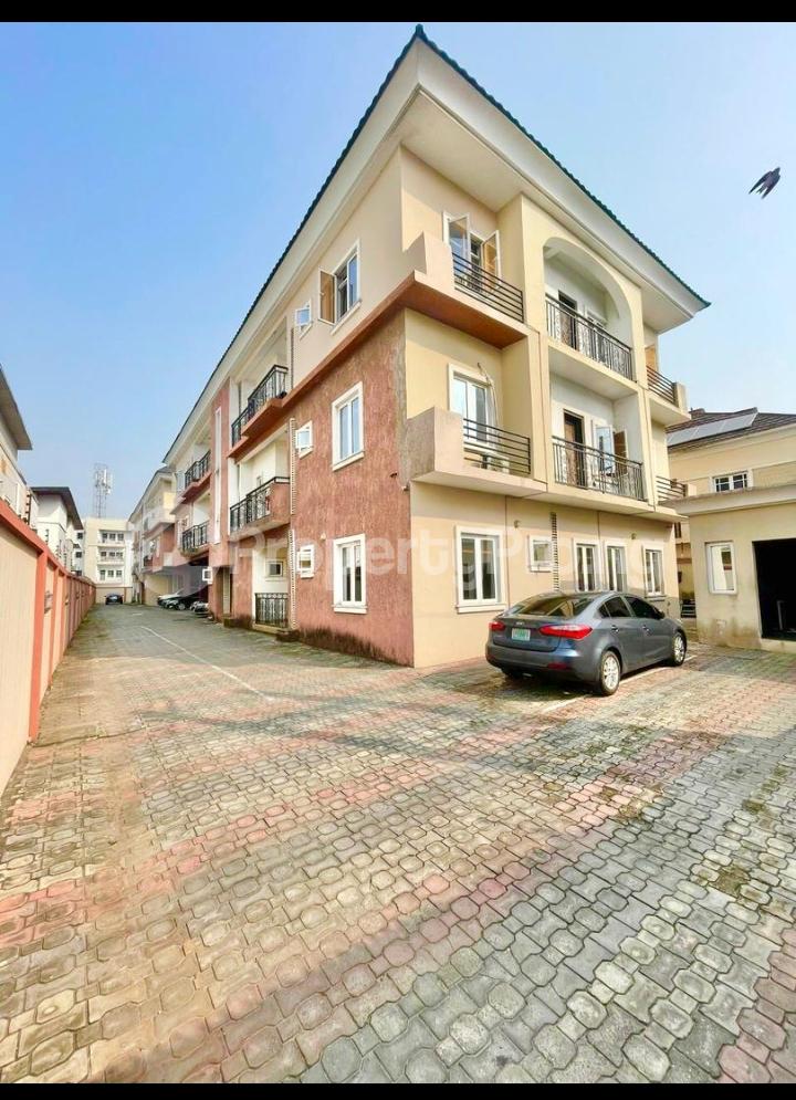 3 bedroom Flat / Apartment for rent Agungi Lekki Lagos