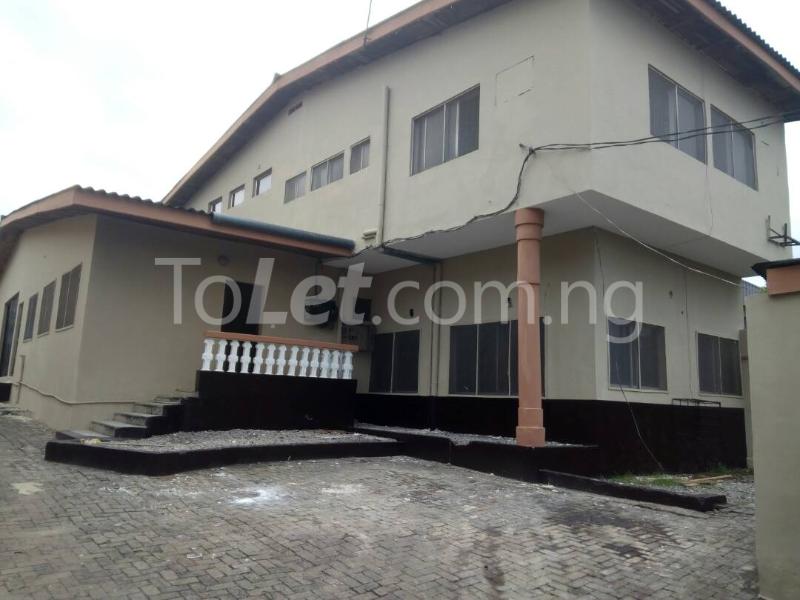 3 bedroom House for rent 17, Opposite Suya Spot Magodo Kosofe/Ikosi Lagos