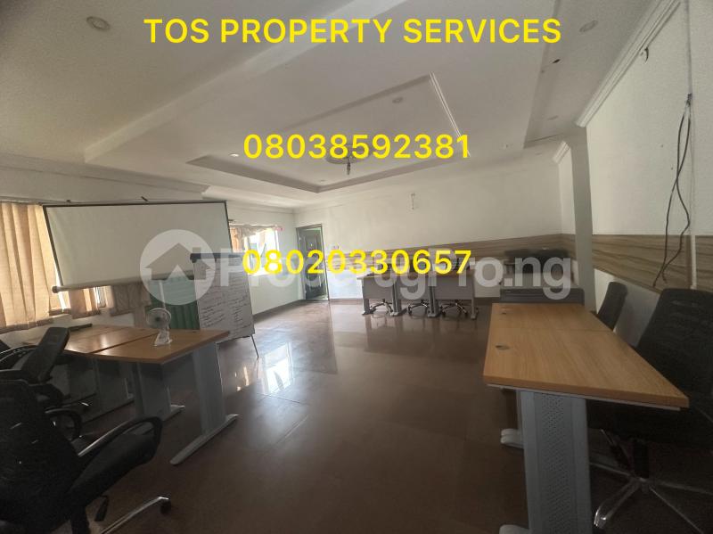 3 bedroom Commercial Property for rent Sabo Alagomej, Yaba Lagos - 0
