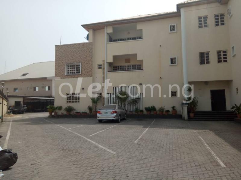 3 bedroom Flat / Apartment for rent   Lekki Phase 1 Lekki Lagos