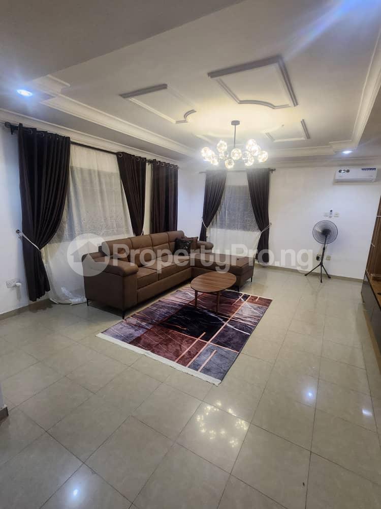 3 bedroom Flat / Apartment for sale Surulere Lagos