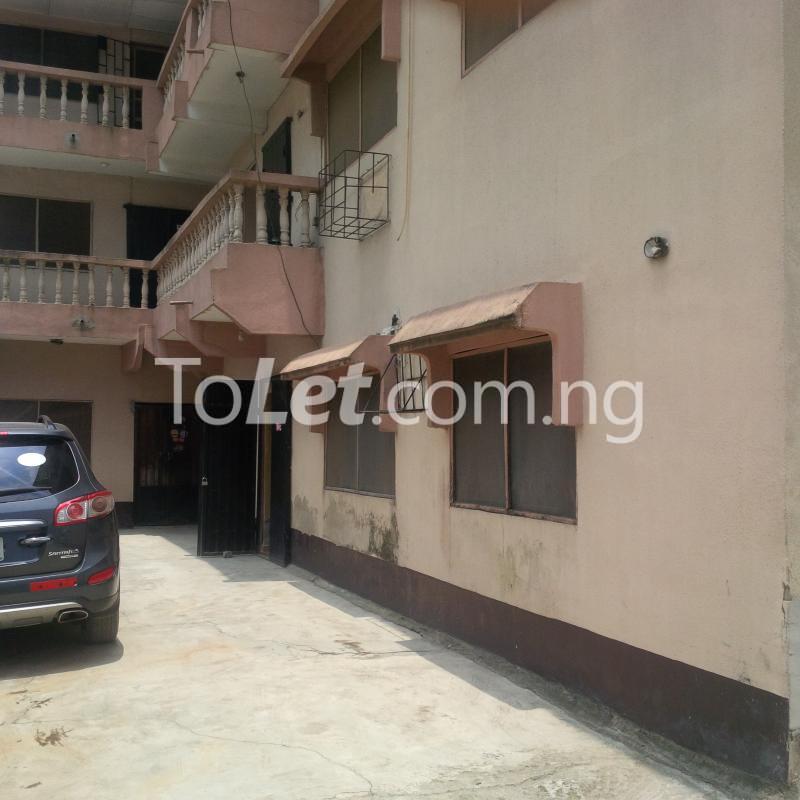 3 bedroom Flat / Apartment for rent Community Road Akoka Yaba Lagos
