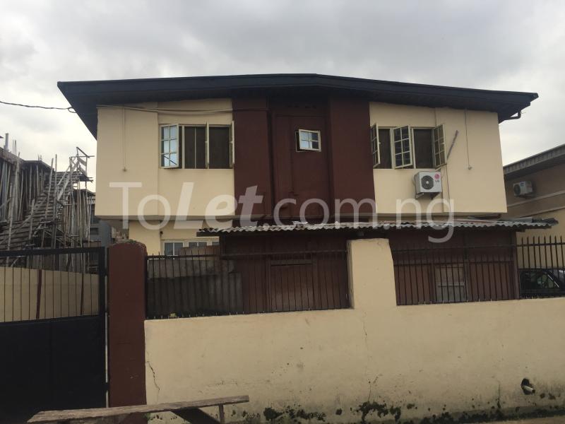 3 bedroom Flat / Apartment for rent Obayan Akoka Yaba Lagos