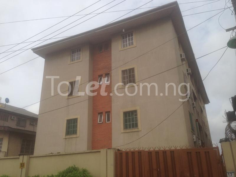 3 bedroom Flat / Apartment for rent Ayetoro Akoka Yaba Lagos