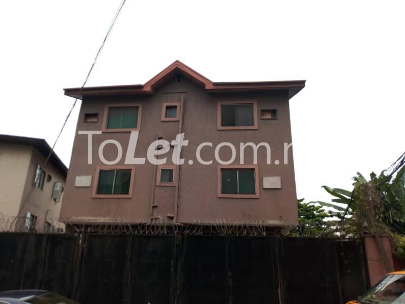 3 bedroom Flat / Apartment for rent Emily Akinola Akoka Yaba Lagos