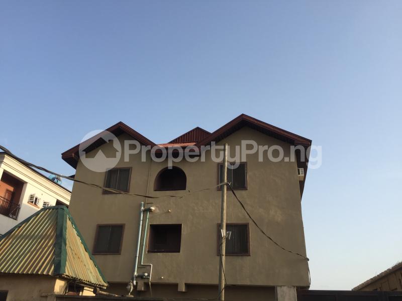 3 bedroom Flat / Apartment for rent Community Road Akoka Yaba Lagos