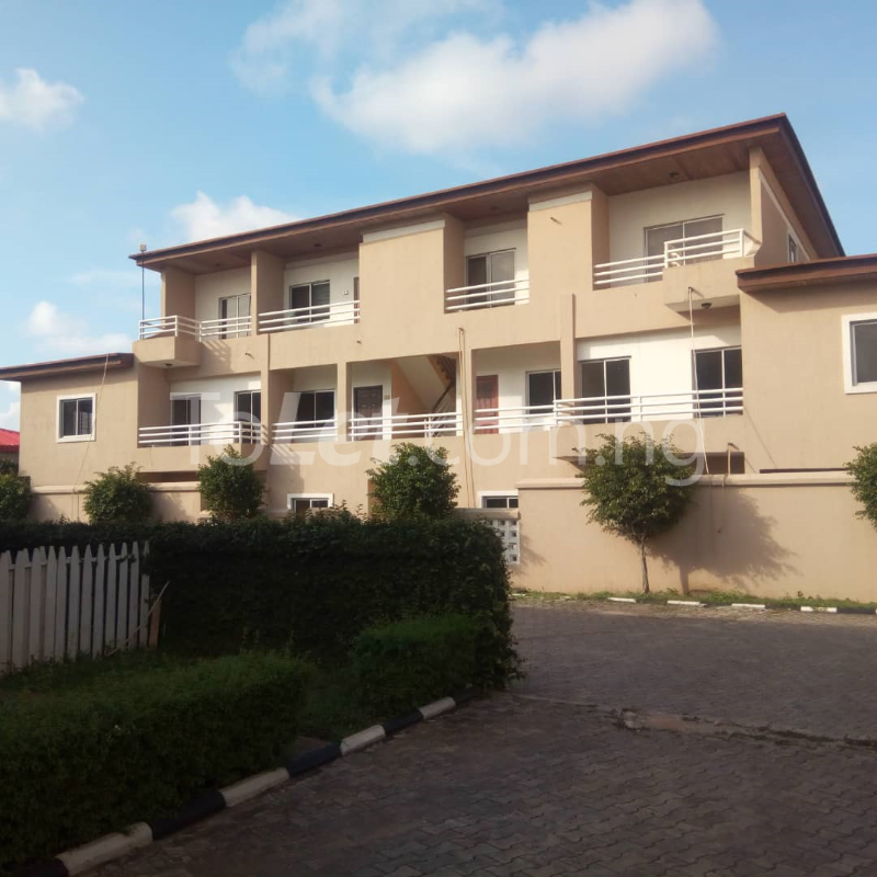 3 bedroom Flat / Apartment for rent   Lekki Phase 1 Lekki Lagos