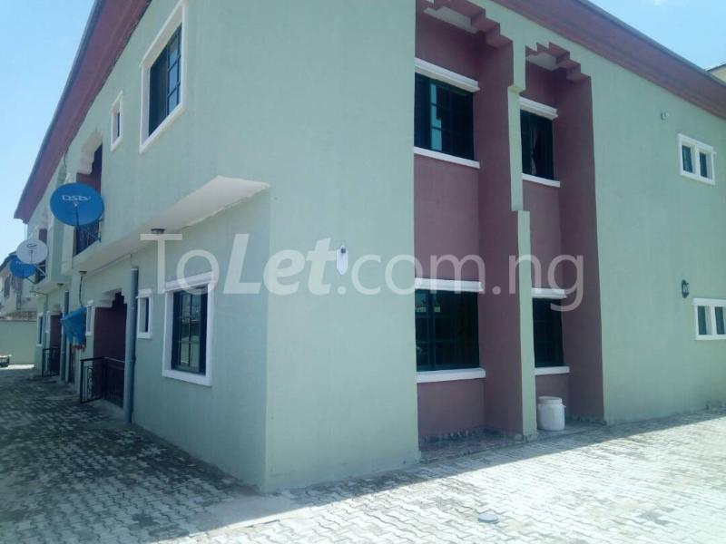 3 bedroom Flat / Apartment for rent   Igbo-efon Lekki Lagos