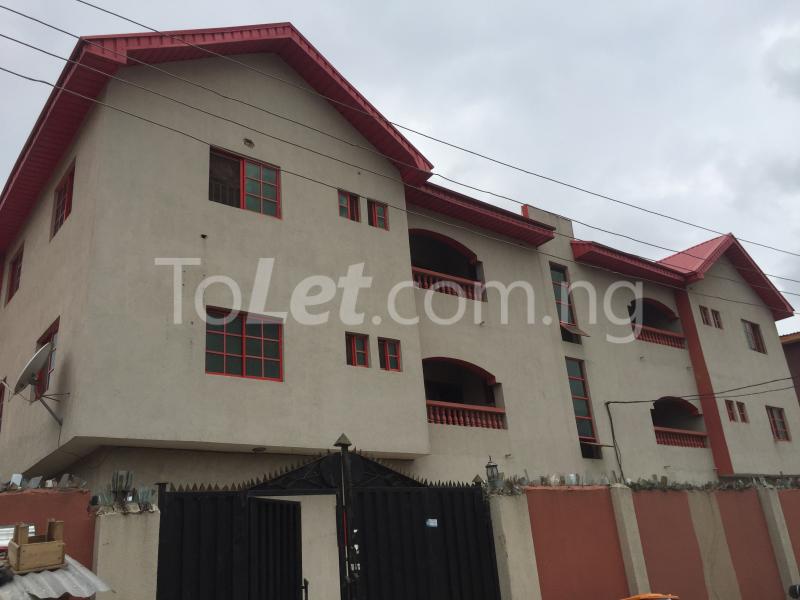 3 bedroom Flat / Apartment for rent Assembly Close Fola Agoro Yaba Lagos