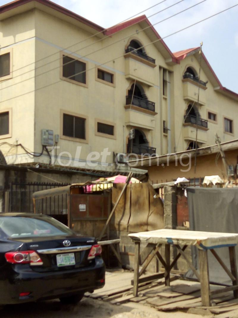 3 bedroom Flat / Apartment for rent 18 Alade Avenue, Allen Avenue Ikeja Lagos